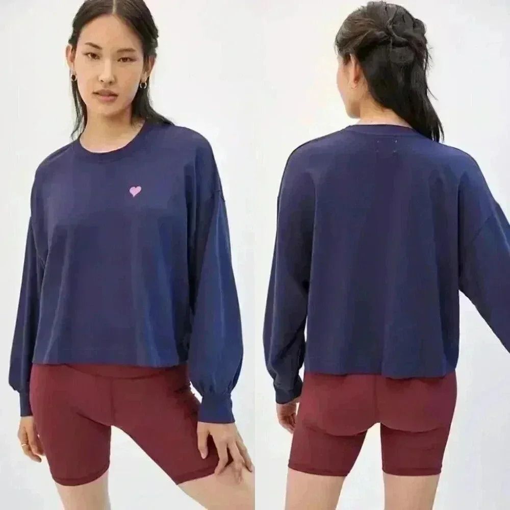 Anthropologie Sundry Heart Sweatshirt Size 1 Small NWT $120